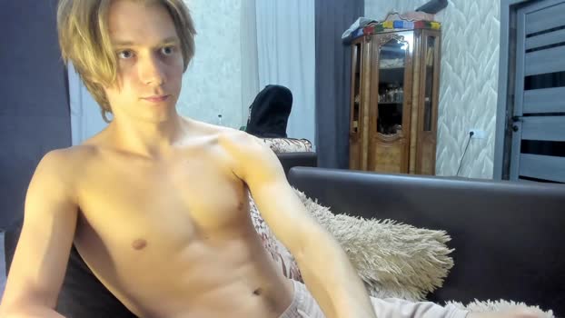 milkiwy 04-08-2025 video strip