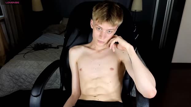 louie_evans 08-08-2025 video bigdick