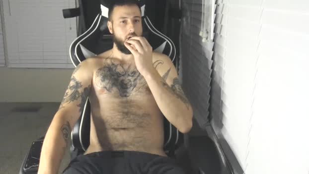 swoozy_ 08-08-2025 video legs