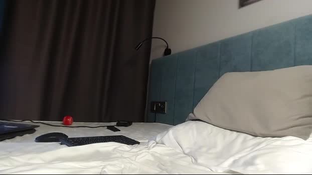 adam_bigboy 10-08-2025 video legs