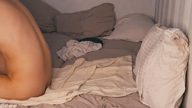 estremecerse 12-08-2025 video jerking