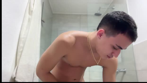 leo_delvey 13-08-2025 video sexy
