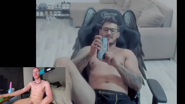 switchdean 12-08-2025 video kissing