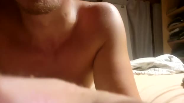 m1guele 15-08-2025 video kiss