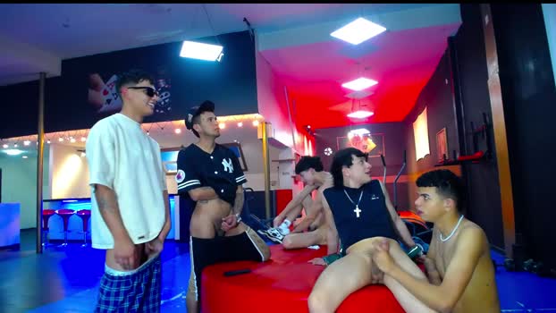 frotloops 21-08-2025 video Porn