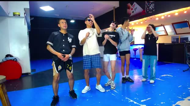 frotloops 22-08-2025 video orgasm