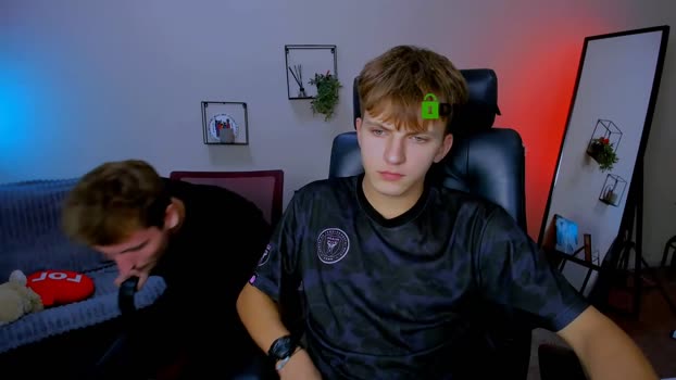 travis_wolf_ 25-08-2025 video hard