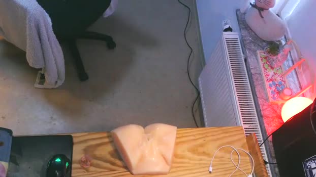 toohugeandstonedxoxo 28-08-2025 video Topless