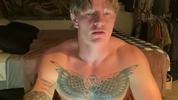tattedprettyboybwc<
