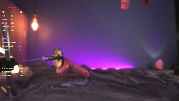 samuelboytattoo 21-09-2025 video fingers