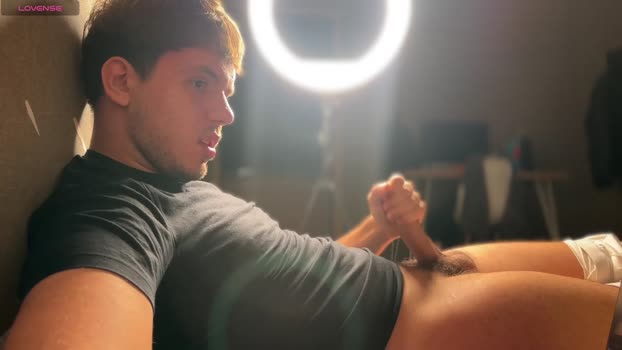 christophertan 22-09-2025 video fingers