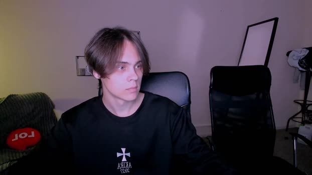 travis_wolf_ 23-09-2025 video kiss