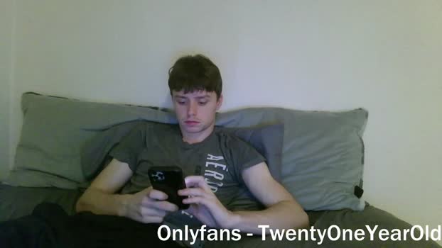 twentyoneyearoldstud 23-09-2025 video fuckface