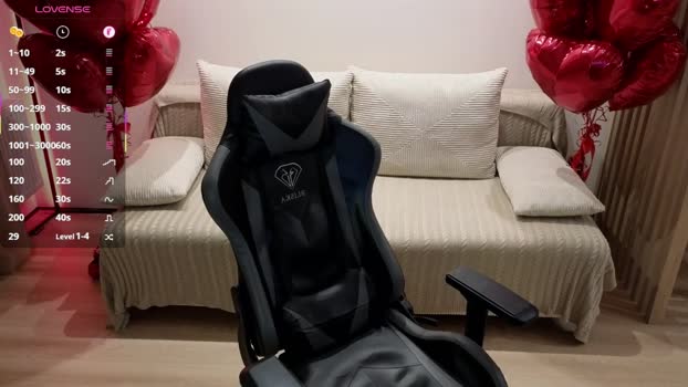 larstar01 27-09-2025 video fingers