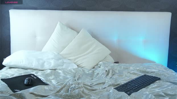 twelveeek 28-09-2025 video gay