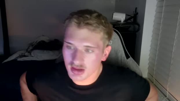 brentbarbasol 02-10-2025 video kissing