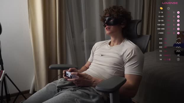 maestro3369 04-10-2025 video beauty