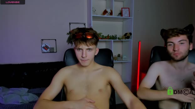 travis_wolf_ 05-10-2025 video Naked