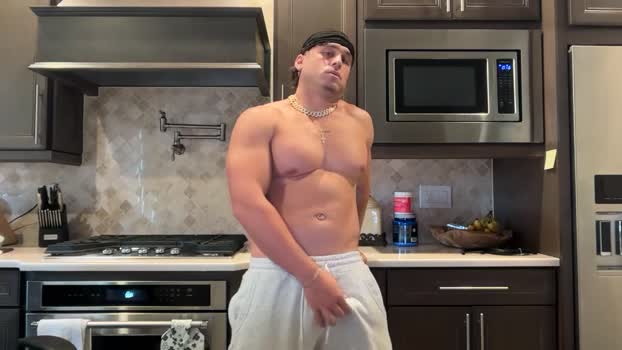 hungkingg22 07-10-2025 video blowjob