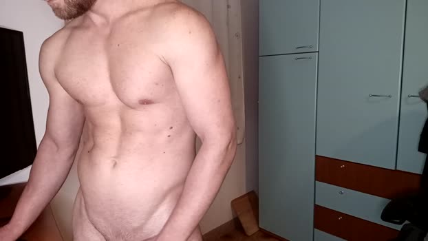 hot_italianboy 08-10-2025 video squirt