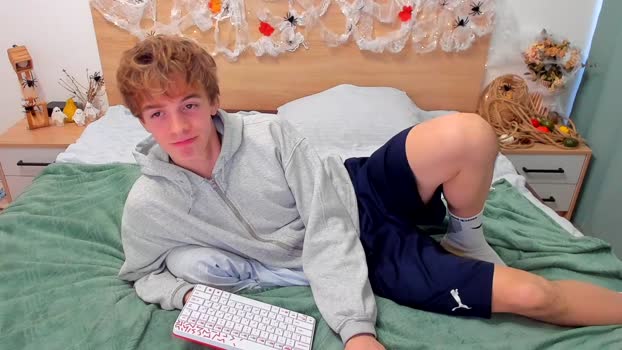 lanny_fandi 10-10-2025 video legs