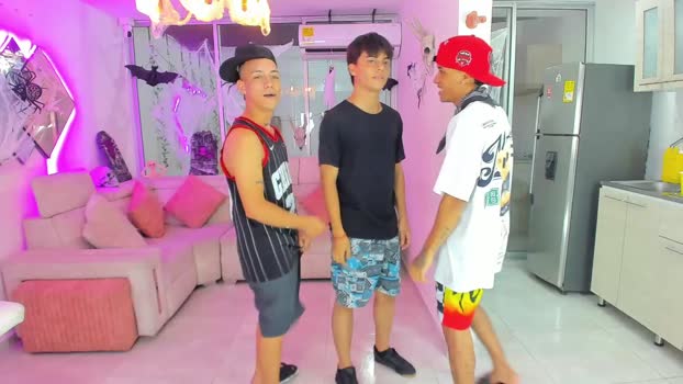 boysdeluxemilitary 11-10-2025 video jerking