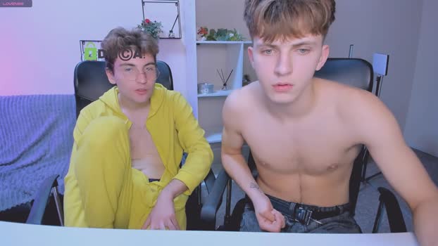 travis_wolf_ 12-10-2025 video toy