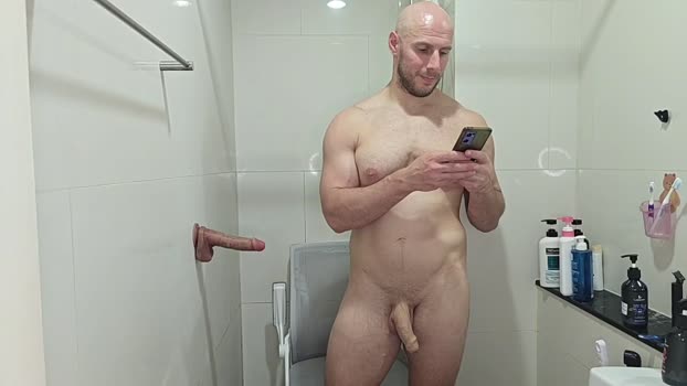 baldyboyy 16-10-2025 video beauty