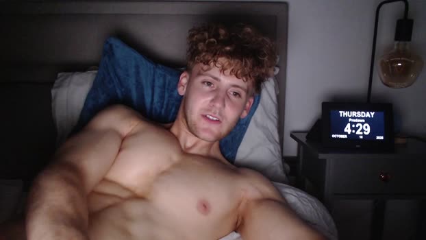 dominantalex182 16-10-2025 video kiss