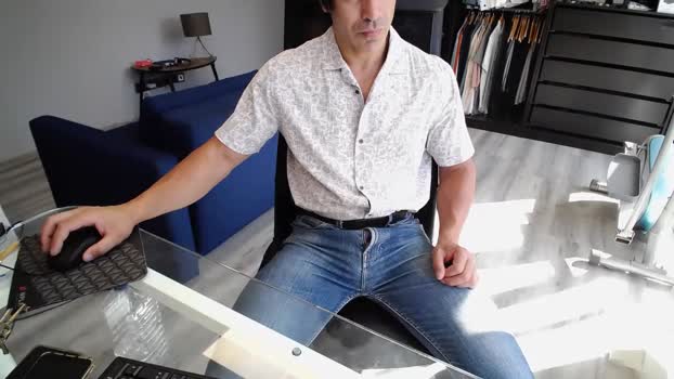 latino23bom 16-10-2025 video amateur