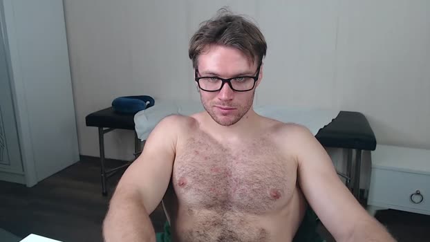 leoackerman 17-10-2025 video natural