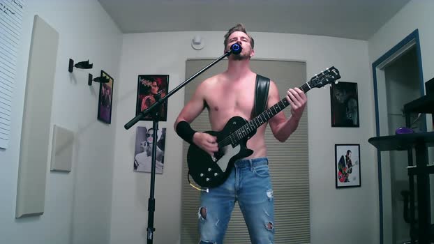 yes_2_that 18-10-2025 video kiss