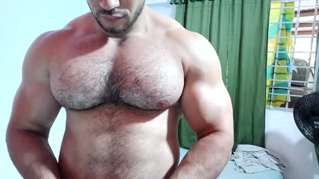 the_beastmuscle 18-10-2025 video kissing