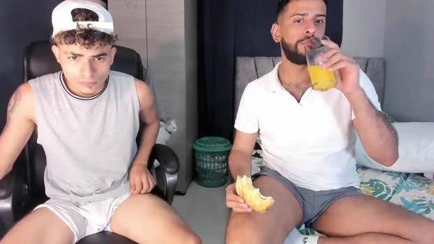 dcollins_ 20-10-2025 video kiss