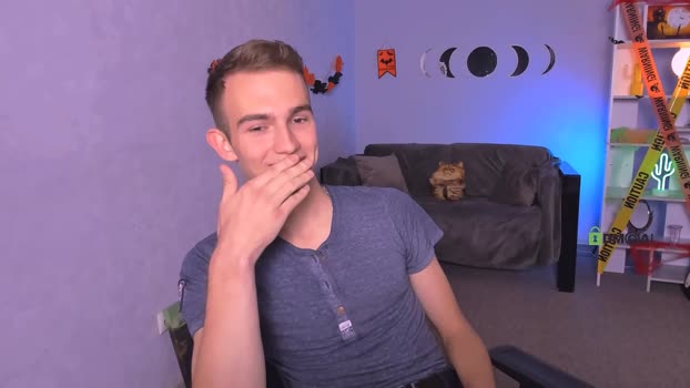 astren_villo 21-10-2025 video kissing