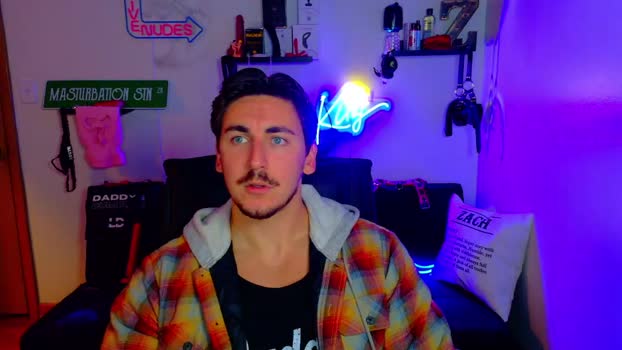 zach_rhyder 21-10-2025 video handsome