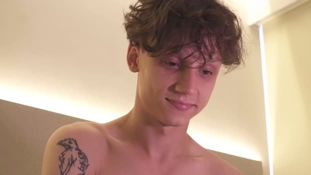 nicky_neal 22-10-2025 video horny