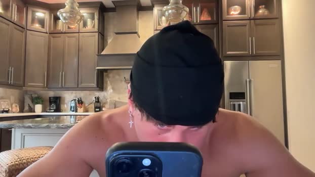 hungkingg22 22-10-2025 video naked