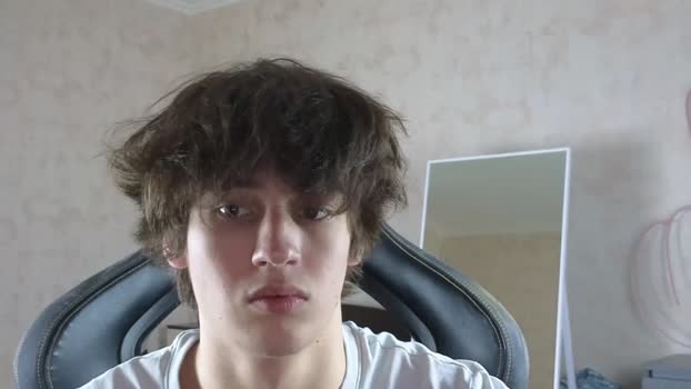 mason_jr 22-10-2025 video fingers