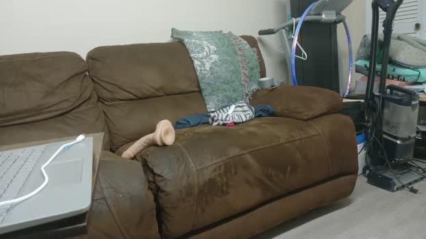 longhairedfreak1921 23-10-2025 video strip