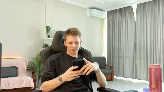 artycropp 25-10-2025 video toy