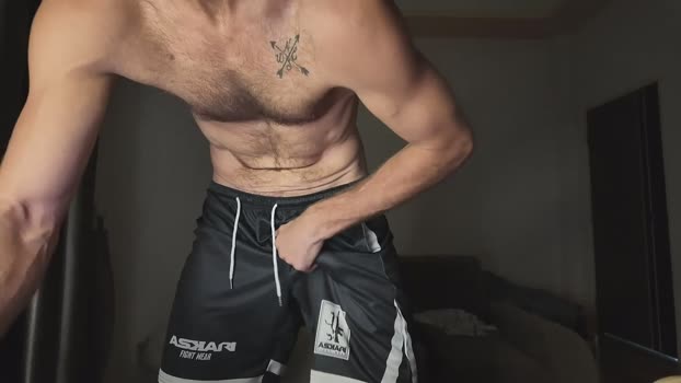 lukegunn22 24-10-2025 video bigballs