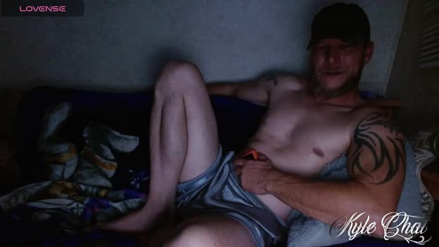 kylechat 26-10-2025 video toy