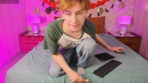 antonylewis 27-10-2025 video fuckher