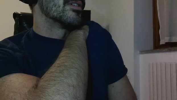 gianniamalfi 26-10-2025 video suckshow