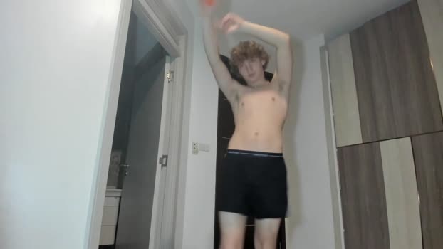 leo_wildd 26-10-2025 video bj-dildo