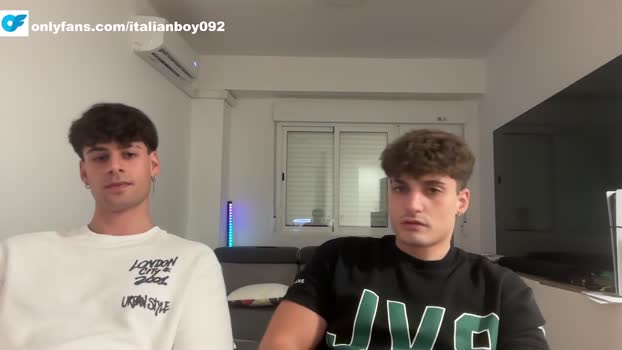 italianboy092 27-10-2025 video wank