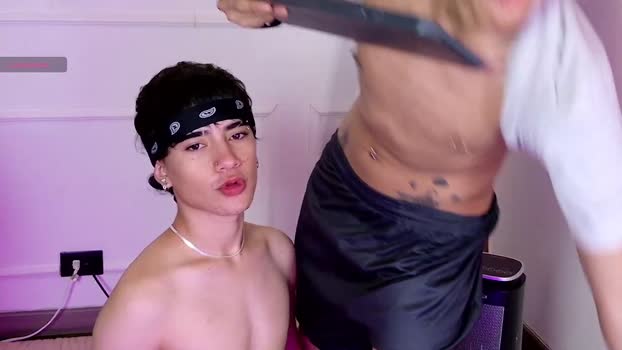 thiago_n_sam 28-10-2025 video strip