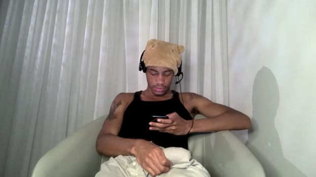 blackbulltitus 29-10-2025 video skinny