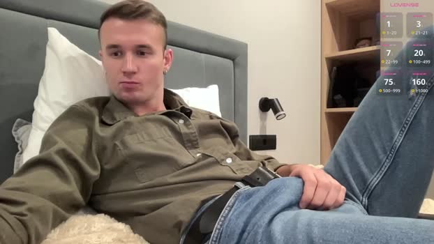 cute_skywalker 30-10-2025 video kiss